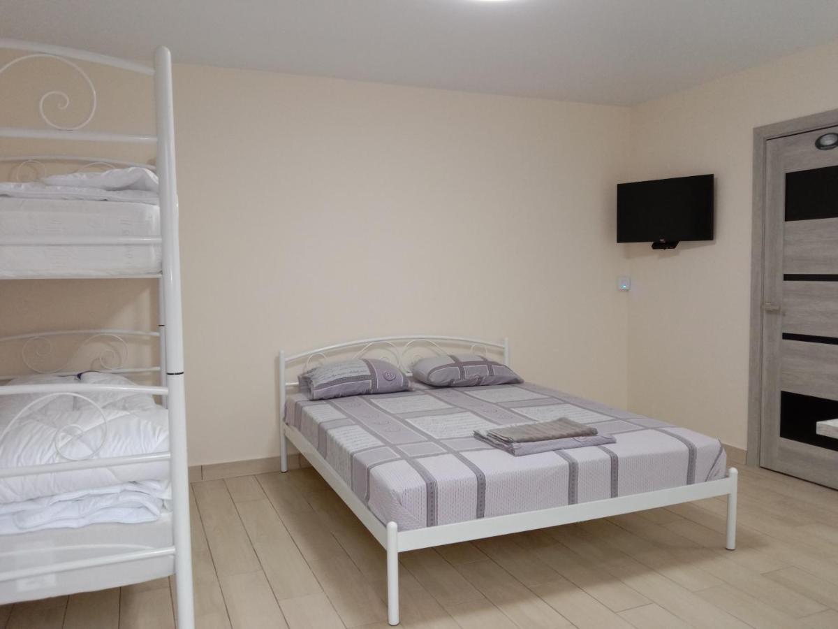 Ferienwohnung Однокімнатна 105 Khmelʼnytsʼkyy Exterior foto